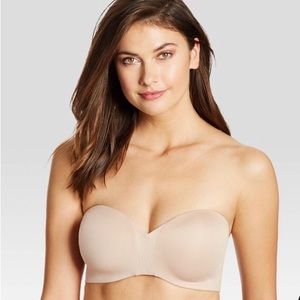 Wireless strapless bra